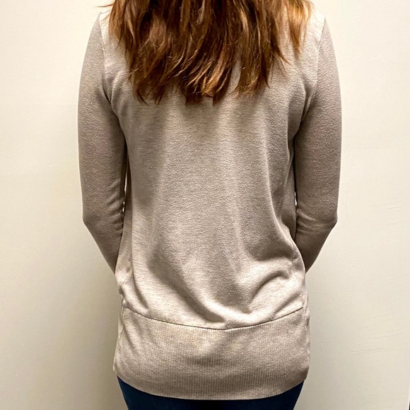 Cardigan - Picture 3 of 5